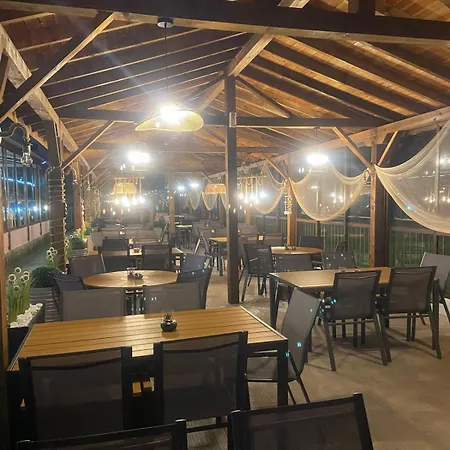 Prestige Ii 公寓式酒店