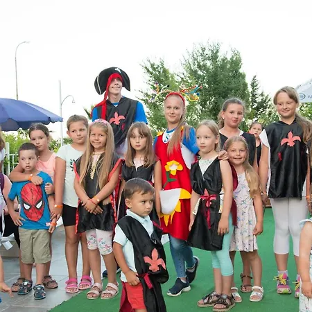 Prestige Ii 公寓式酒店 普里莫尔斯科